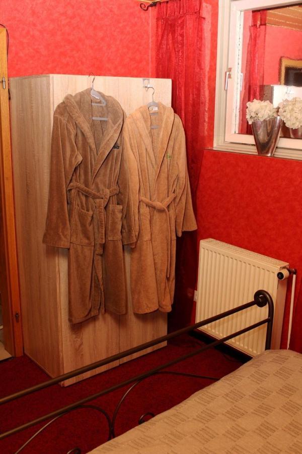 Ferienwohnung Wohnen In Einer Privatstrasse Marl Exterior foto